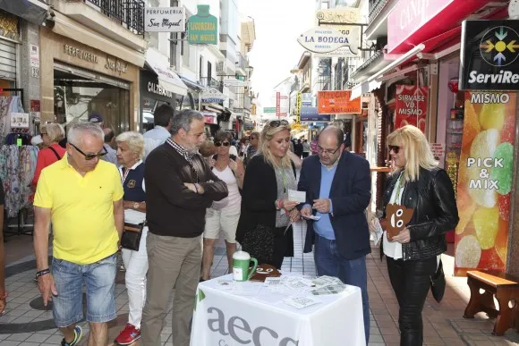 Taules petitòries a favor de la Lluita Contra el Càncer